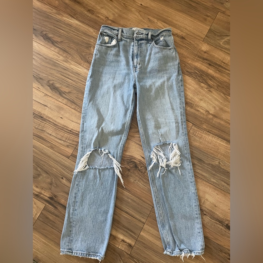 Abercrombie and Fitch 90’s Straight Ultra High Rise